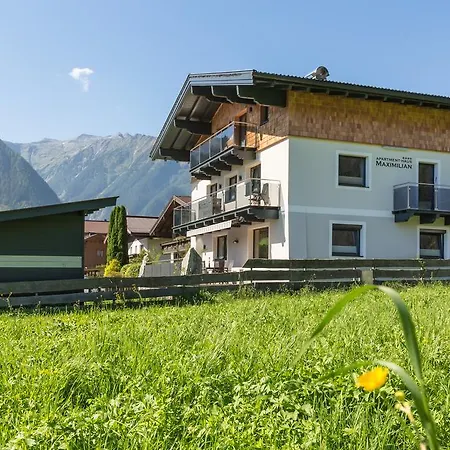 Apartmenthaus Maximilian Neukirchen am Grossvenediger Exterior photo